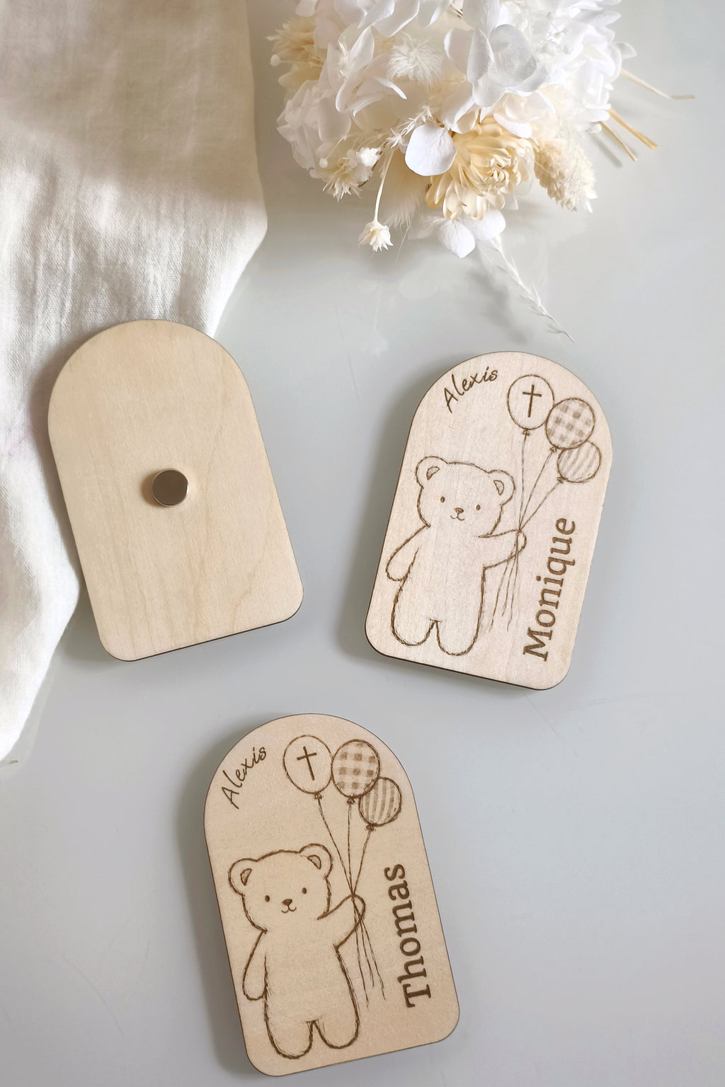 Marque-places magnets Nounours - Version Baptême 🕊️